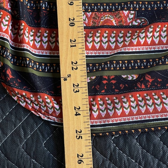 Lavish Blouse Womens Small Black Orange Batwing Paisley Office - Picture 8 of 8